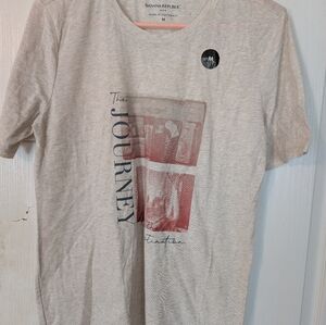 NWT Banana Republic Short Sleeve T-Shirt, Size Medium